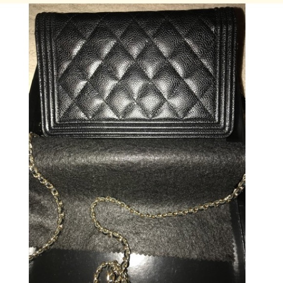 Authentic Chanel Le Boy caviar Wallet On Chain - Picture 3 of 6